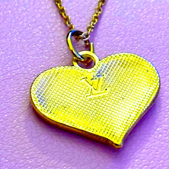 I transformed an upcycled Louis Vuitton charm into a necklace. - Picture 3 of 6